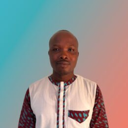 Amadin Ahloumessou ingénieur Topographe spécialisé dans les systèmes d’Information Géographique (SIG)